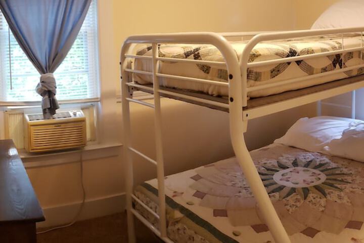 Room 51 of 60