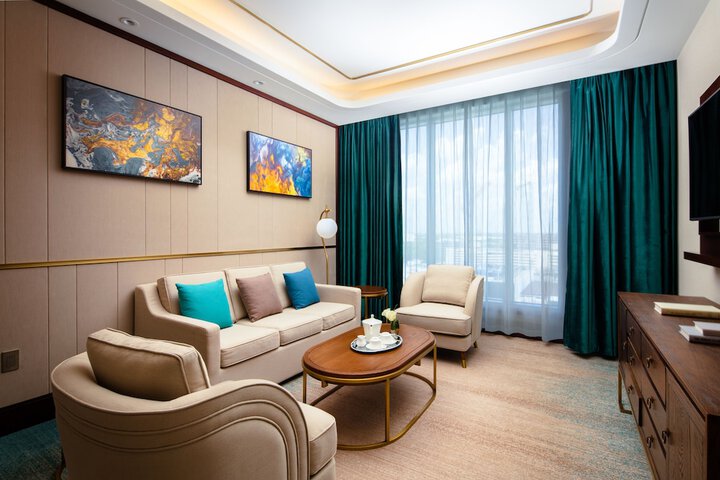 Room 48 of 82