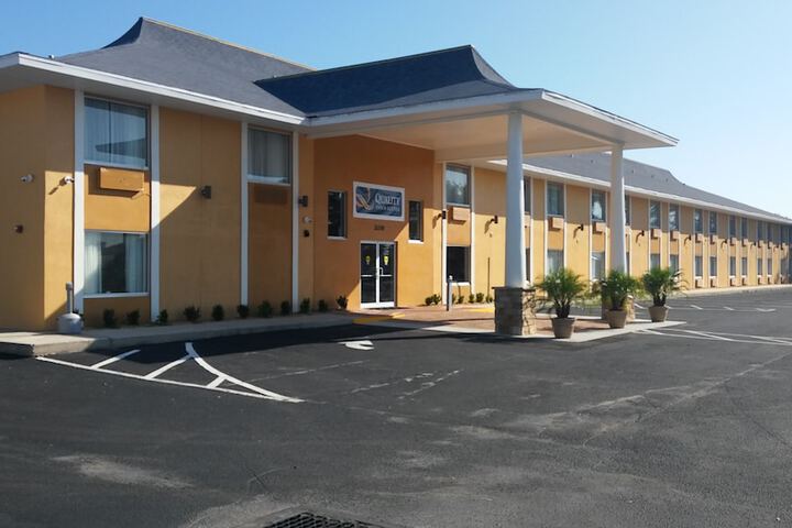 Hotel 4 of 42