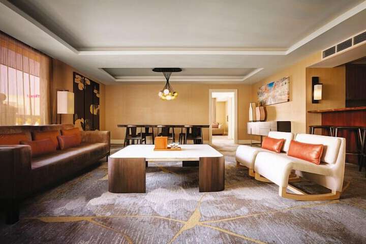 Room 28 of 70
