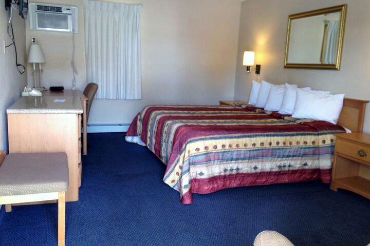 Room 32 of 64