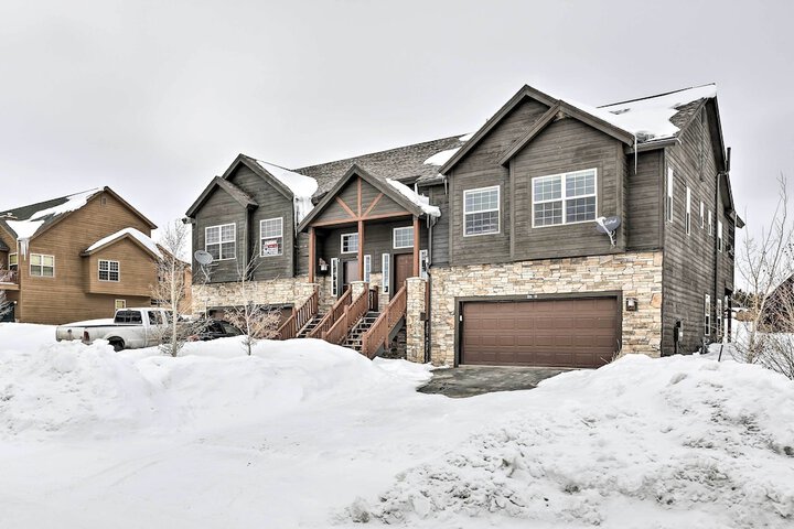 Luxe Rocky Mtn Retreat w / Hot Tub - by Winter Park