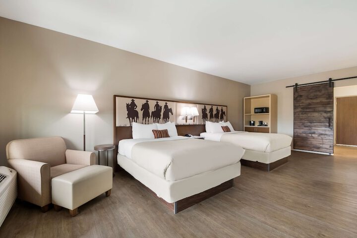 Room 7 of 35