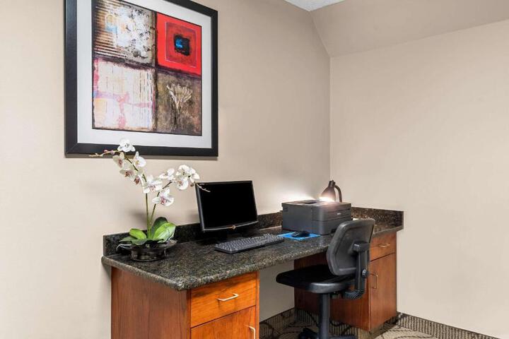 Comfort Inn Clinton