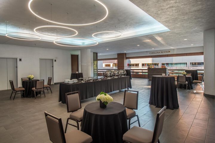 Hilton Long Beach Hotel