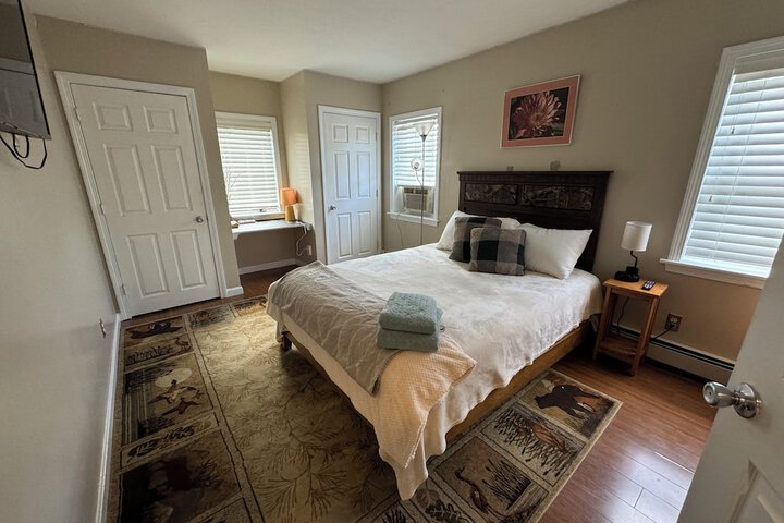 Pine Tree Trail Lodge