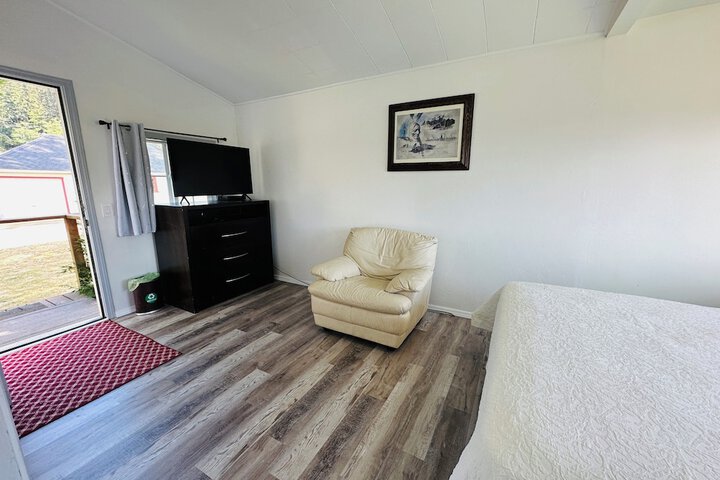 Raines Resort Cabins & RV