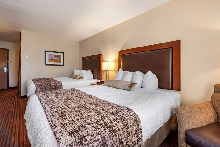 Best Western Plus Sparta Trail Lodge