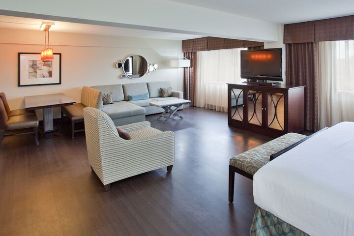 Room 21 of 33