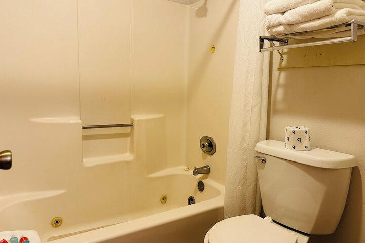 Room 45 of 63