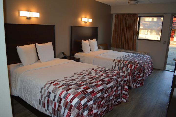 Room 13 of 31