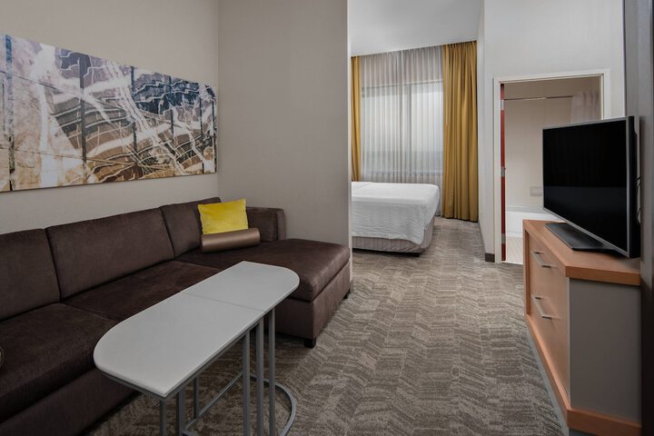 Room 18 of 57