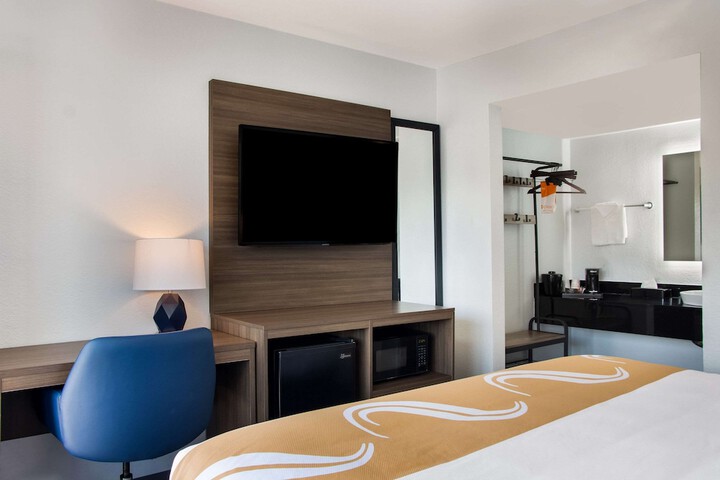 Room 38 of 56