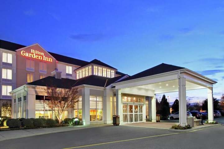 Hilton Garden Inn Chesapeake / Greenbrier
