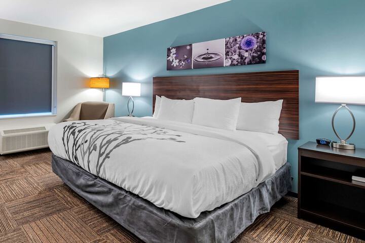 Room 21 of 30