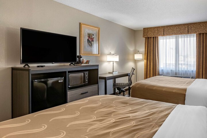 Room 34 of 46