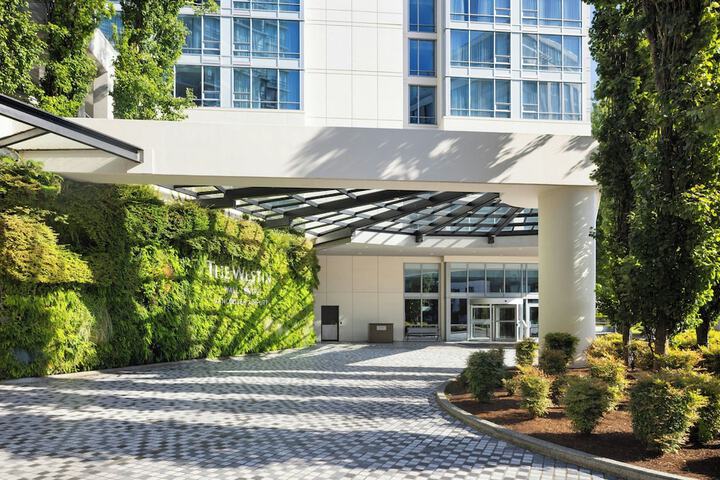 The Westin Wall Centre Vancouver Airport