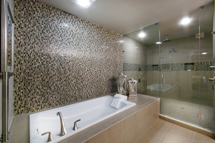 Holiday Inn Club Vacations South Beach Resort by IHG