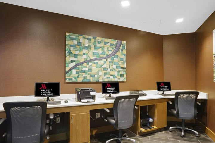 Business Center 77 of 80