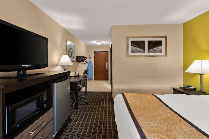 Best Western Adena Inn