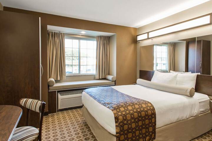 Microtel Inn & Suites by Wyndham Pearl River / Slidell