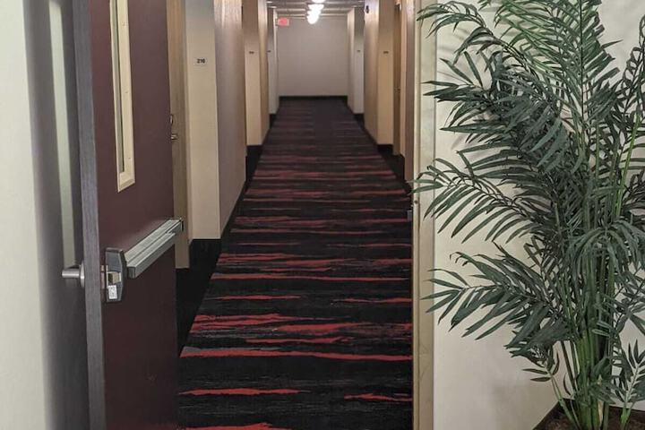 Heritage Inn & Suites