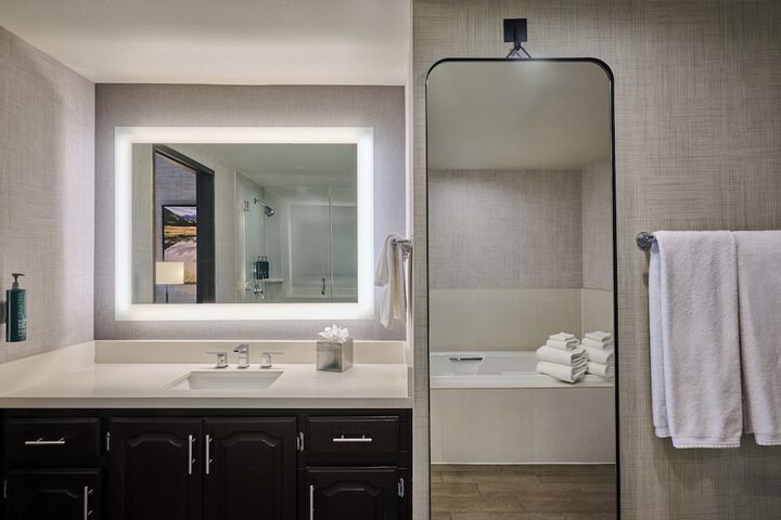 DoubleTree by Hilton Hotel Flagstaff