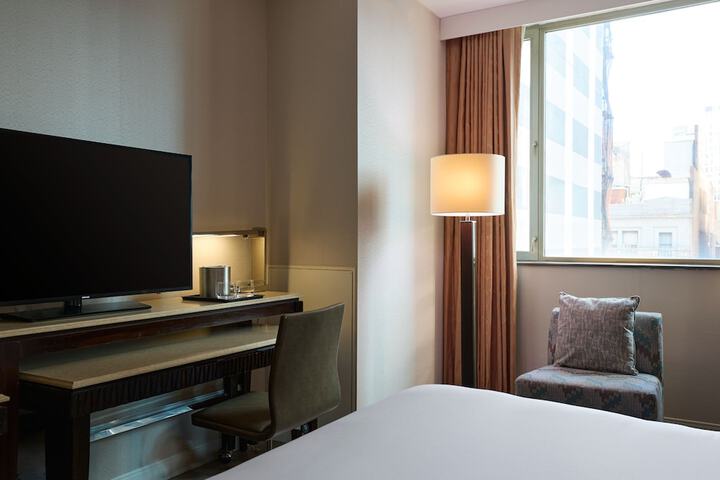 Room 13 of 49