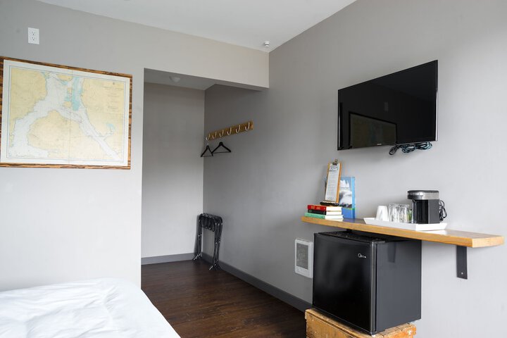 Room 46 of 90