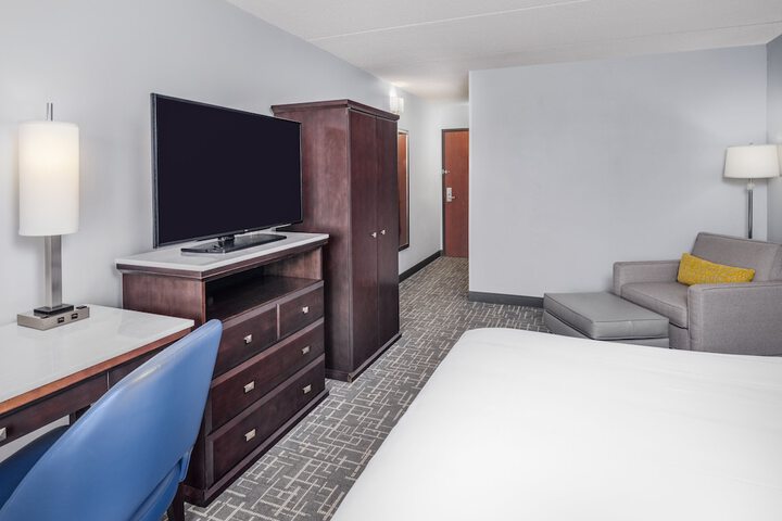 Room 45 of 93