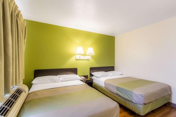 Room 22 of 27