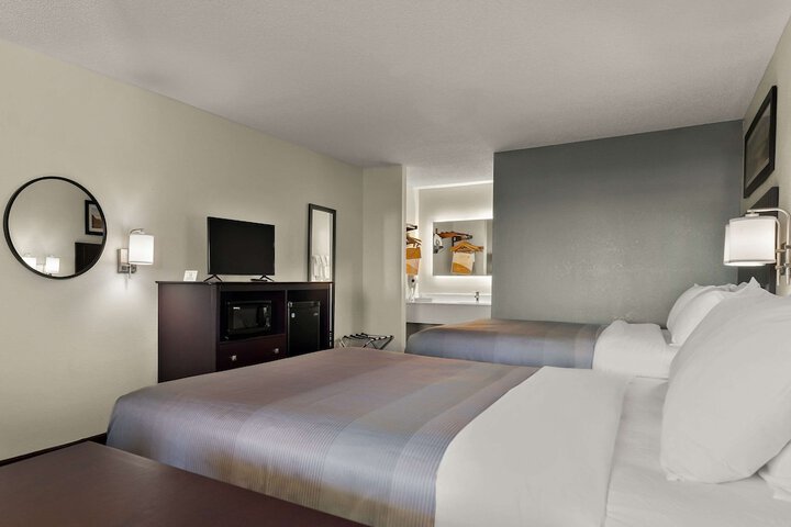 Room 31 of 46