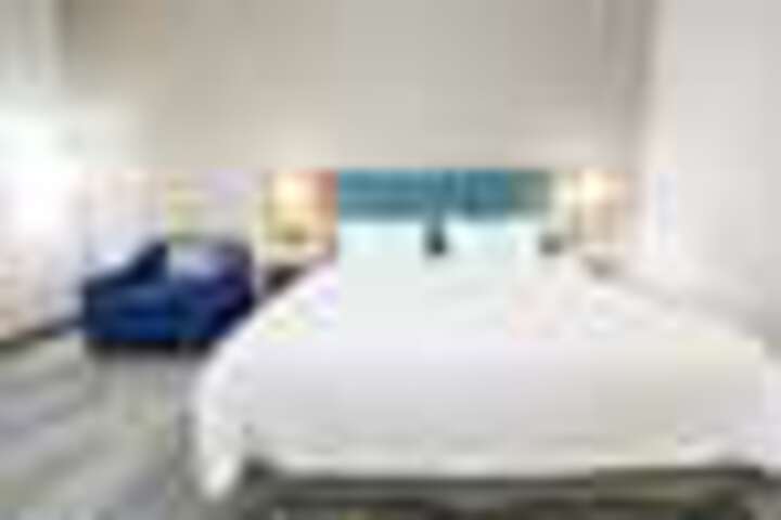 Room 112 of 200