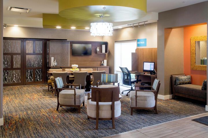 Hotel Interior 11 of 40