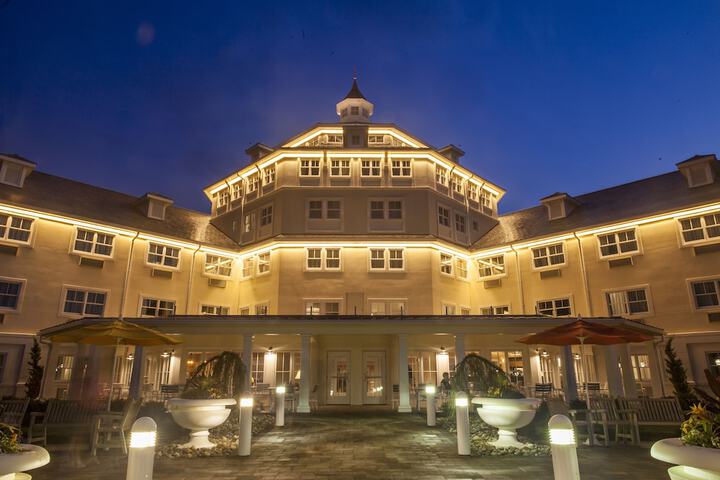 Cedar Points Hotel Breakers