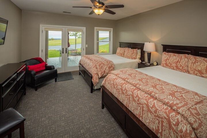 Room 14 of 49
