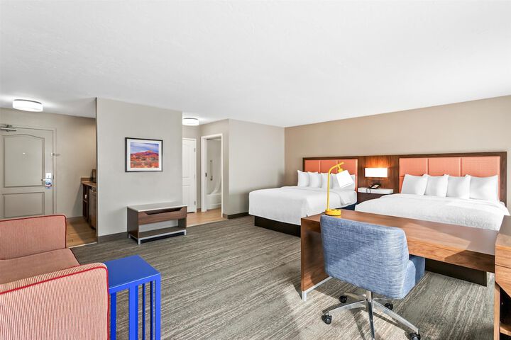 Hampton Inn & Suites Farmington