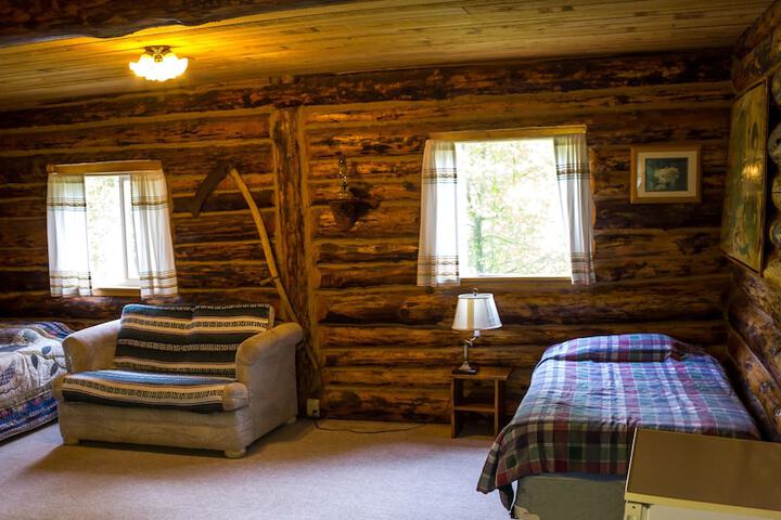 Midnight Sun Log Cabins