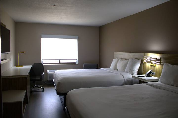 Room 10 of 24