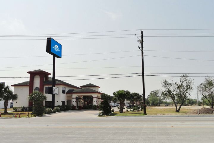 Hotel 4 of 60
