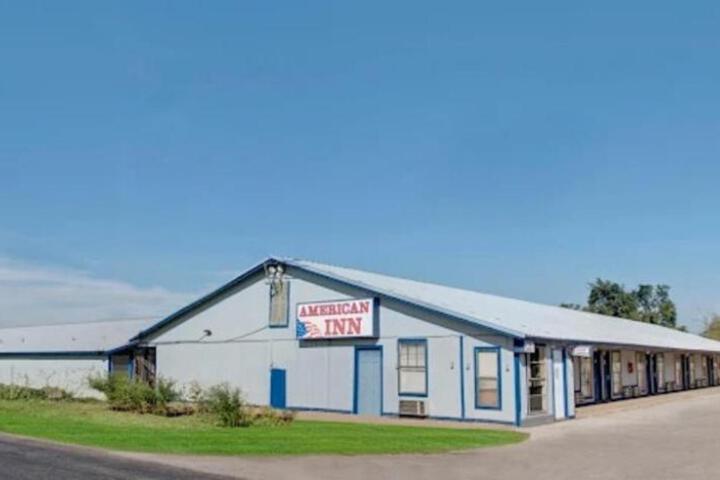 American Inn by Hotel O Vernon US 287