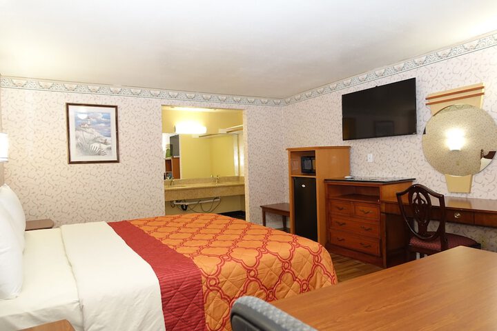 Room 38 of 58