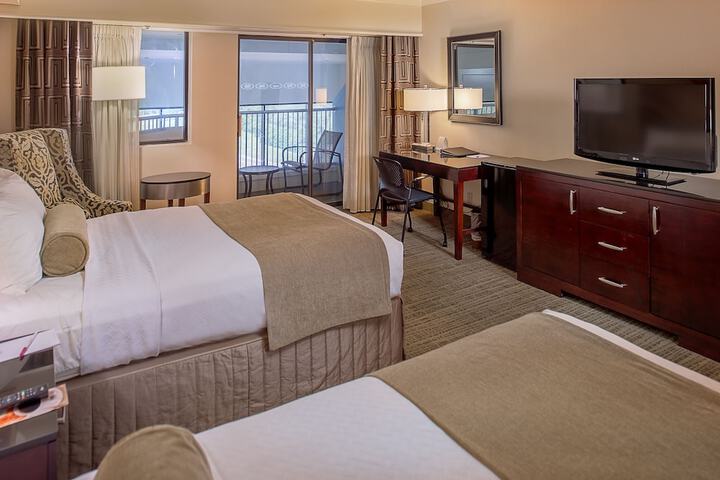 Crowne Plaza St. Louis Airport by IHG