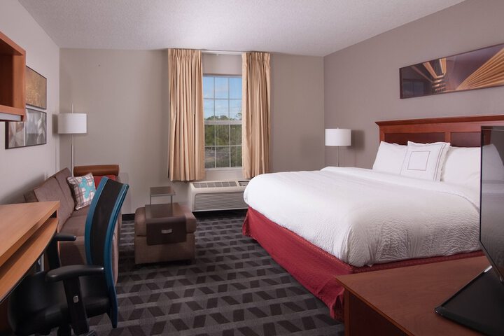 Room 17 of 29