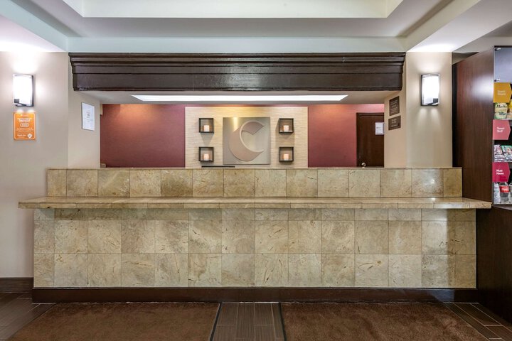 Hotel Interior 11 of 38