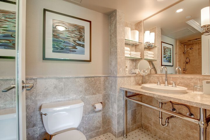 The Woodmark Hotel & Still Spa on Lake Washington