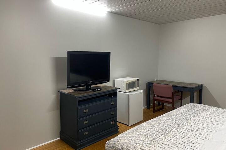Room 11 of 22