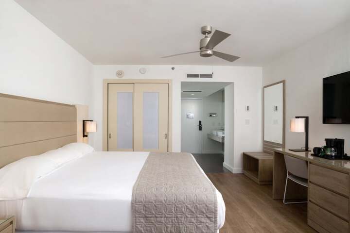 Room 22 of 47