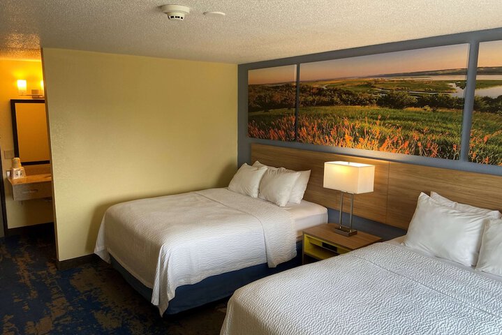 Days Inn by Wyndham Newton
