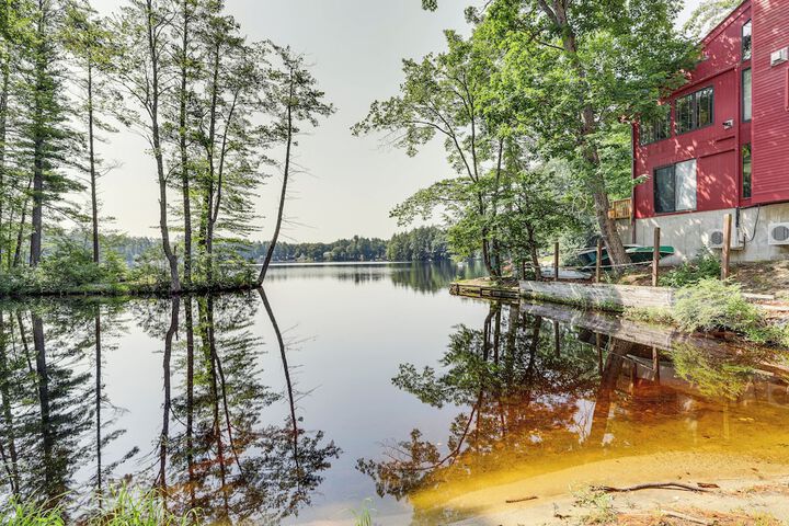 Lakefront Orange Vacation Rental - Pet Friendly!
